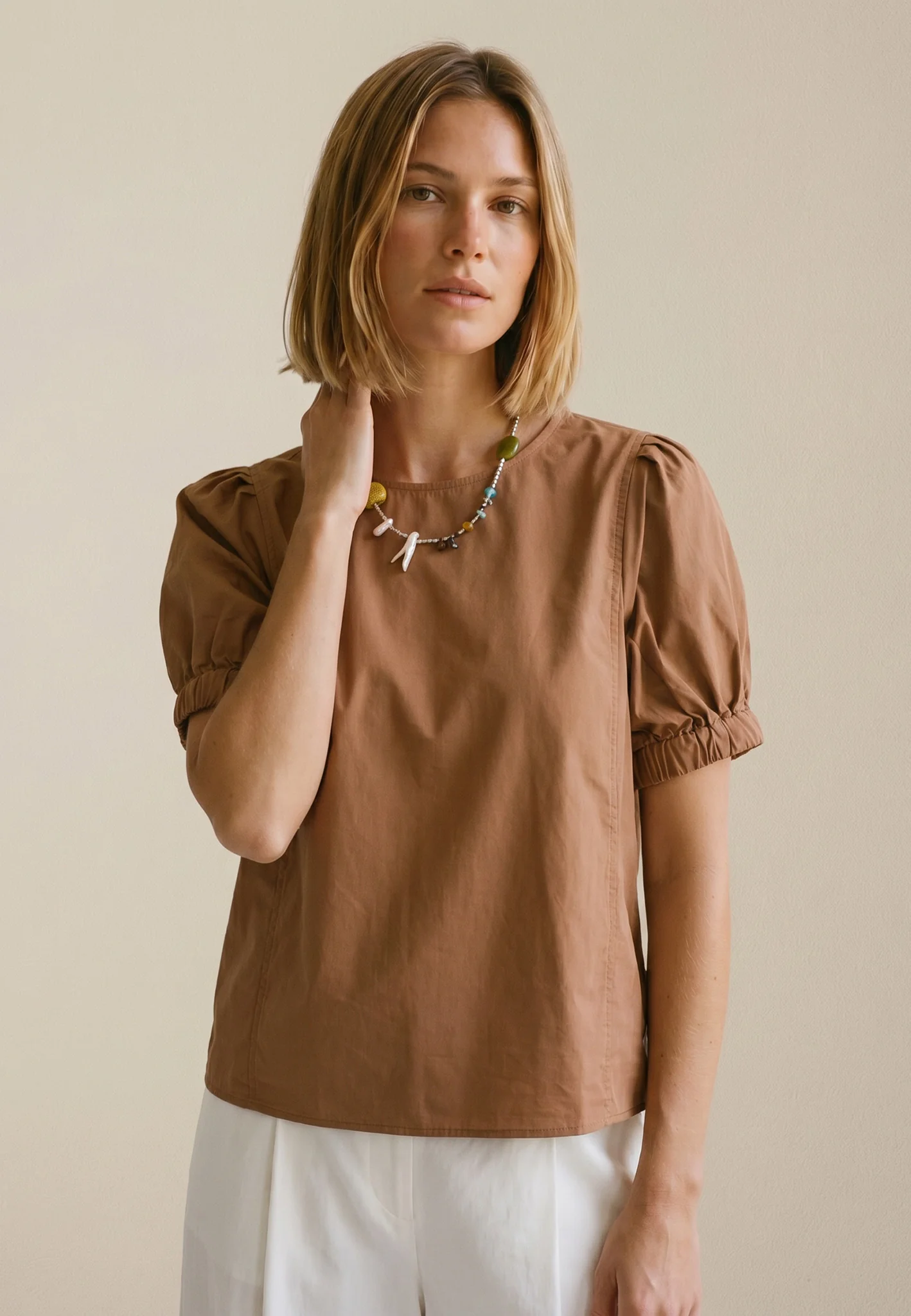Bluse aus Baumwolle mit Puffärmeln und Rundhalsausschnitt - Image 6