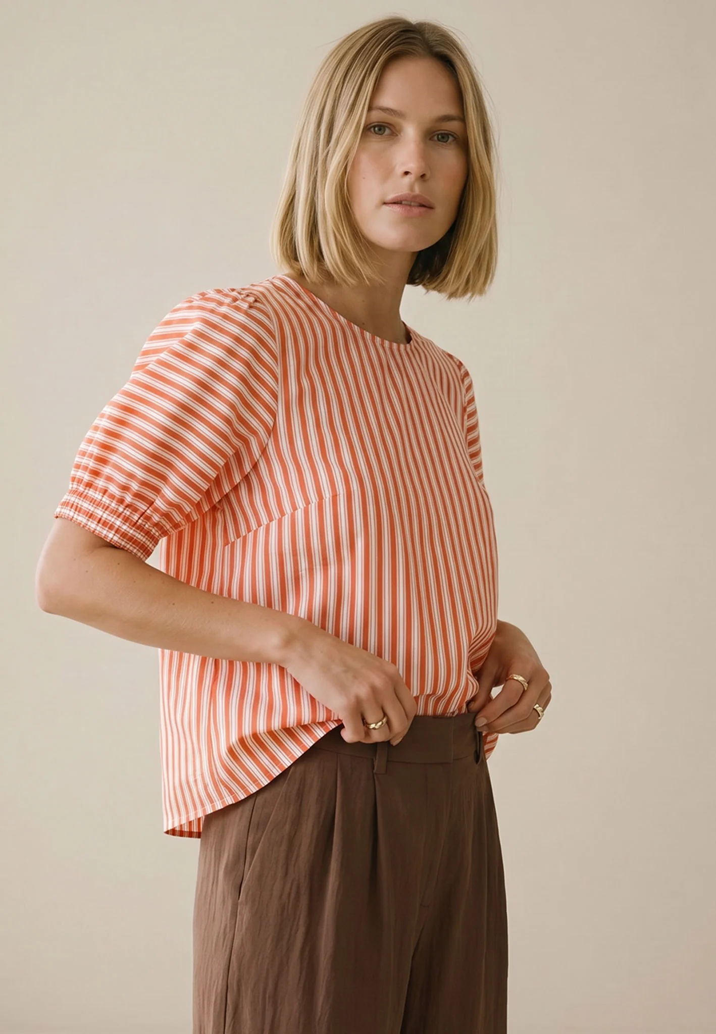 Bluse aus Baumwolle mit Streifenmuster und Puffärmeln