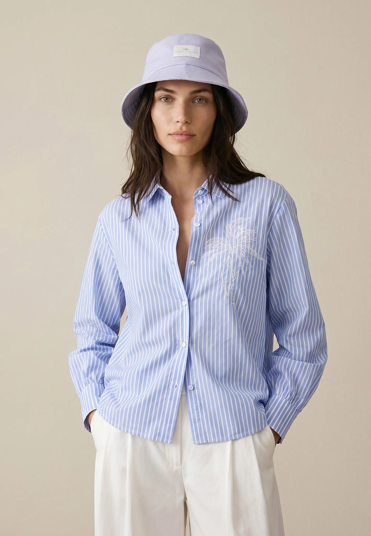 Bluse aus Baumwolle mit Streifenmuster und Stickerei