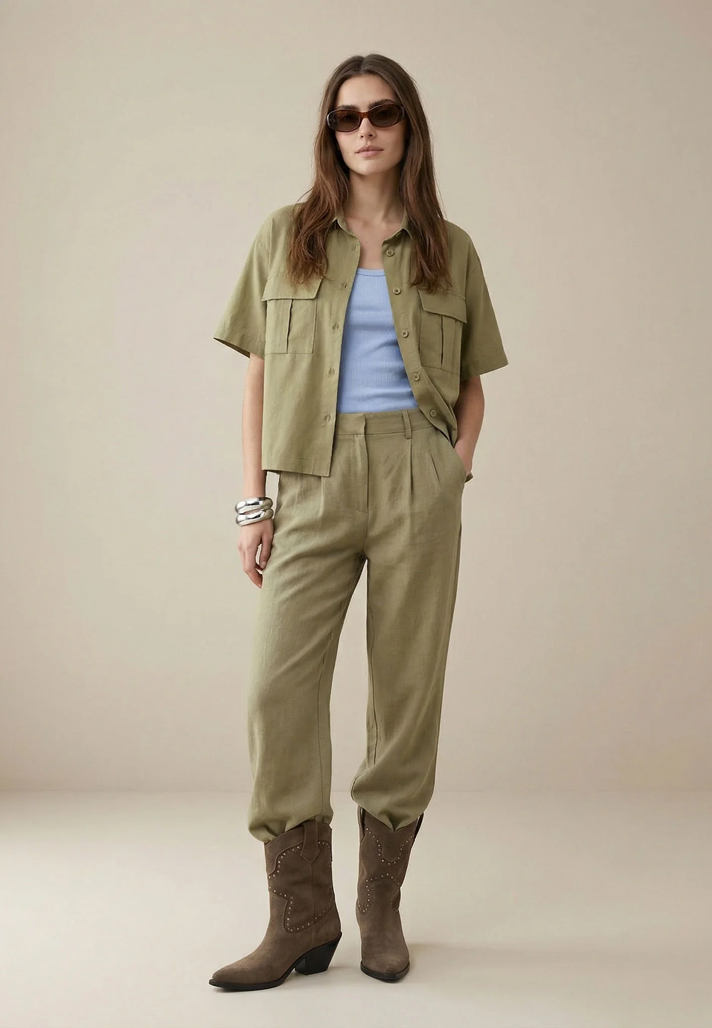 Bluse aus Lyocell-Leinen-Mix mit Brusttaschen und Hemdkragen - Image 2