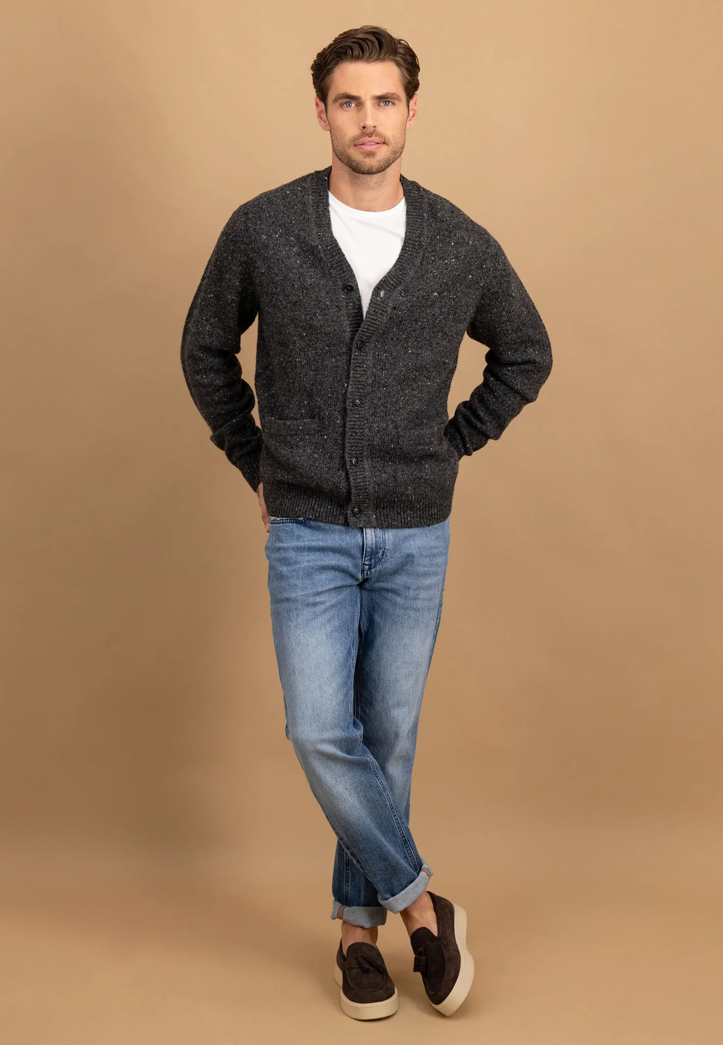 Donegal-Strickjacke aus Wollmix mit Knopfleiste und Taschen - Image 2