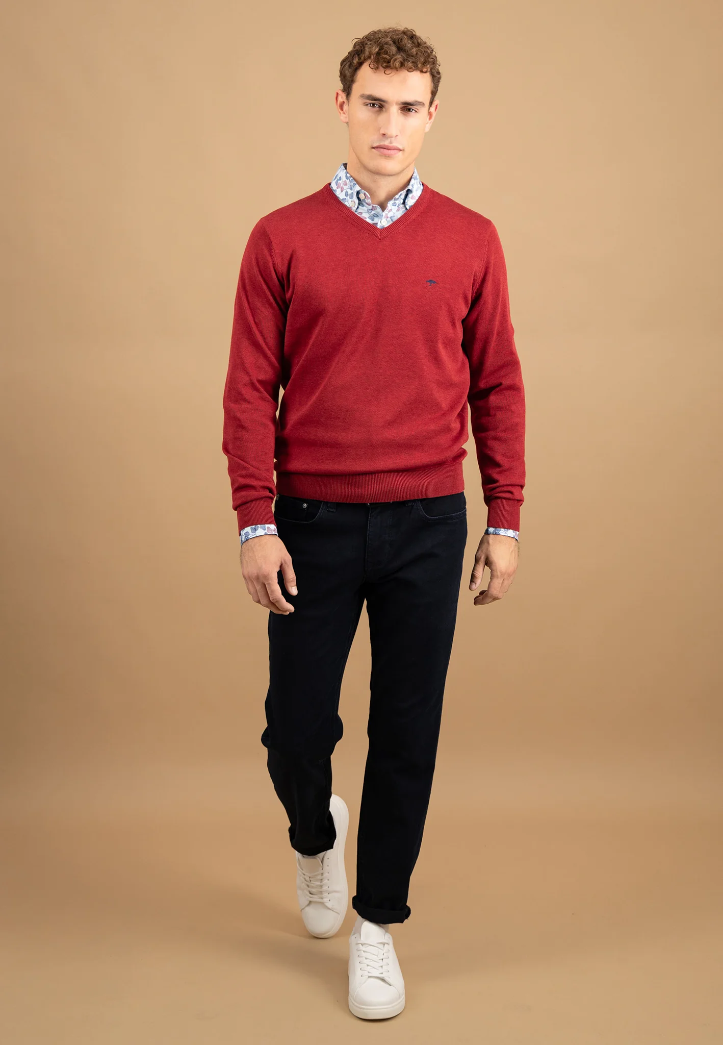Feinstrickpullover aus Baumwolle mit V-Ausschnitt - Image 10