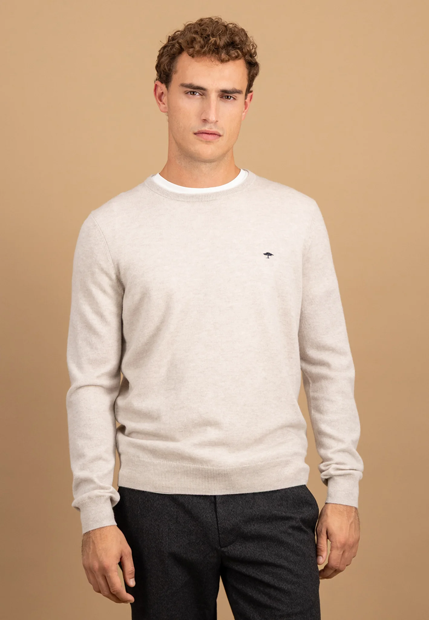 Feinstrickpullover aus Merino-Kaschmir mit Rundhalsausschnitt