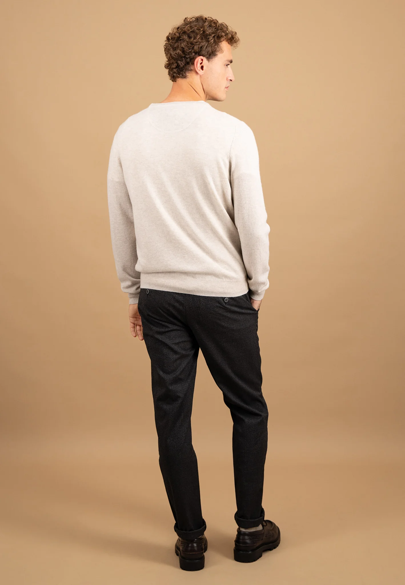 Feinstrickpullover aus Merino-Kaschmir mit Rundhalsausschnitt - Image 3