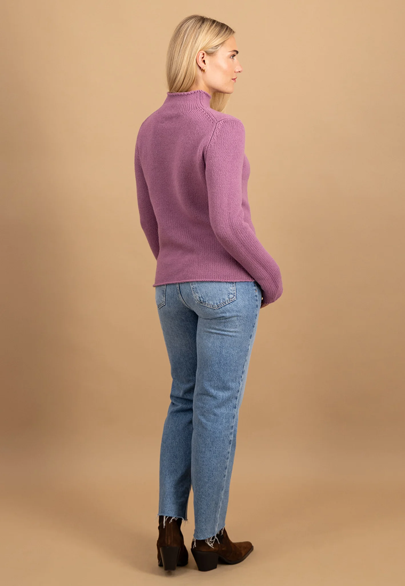 Feinstrickpullover aus reiner Wolle mit Stehkragen - Image 3