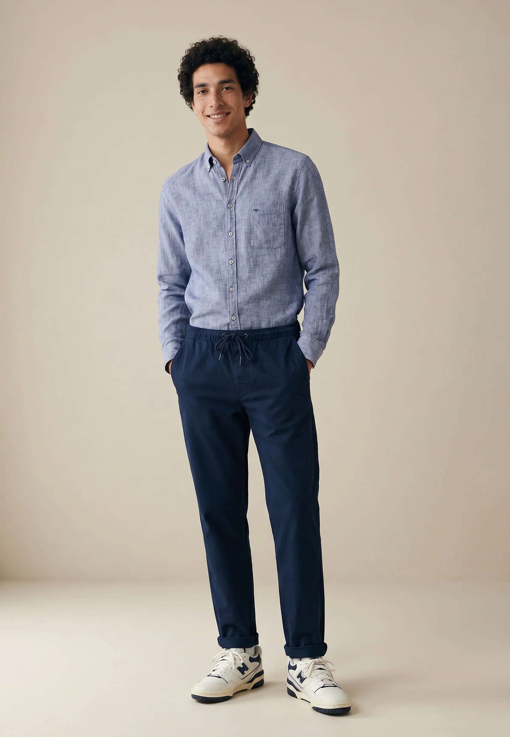 Hemd aus Leinen mit Brusttasche und Button-Down-Kragen - Image 18