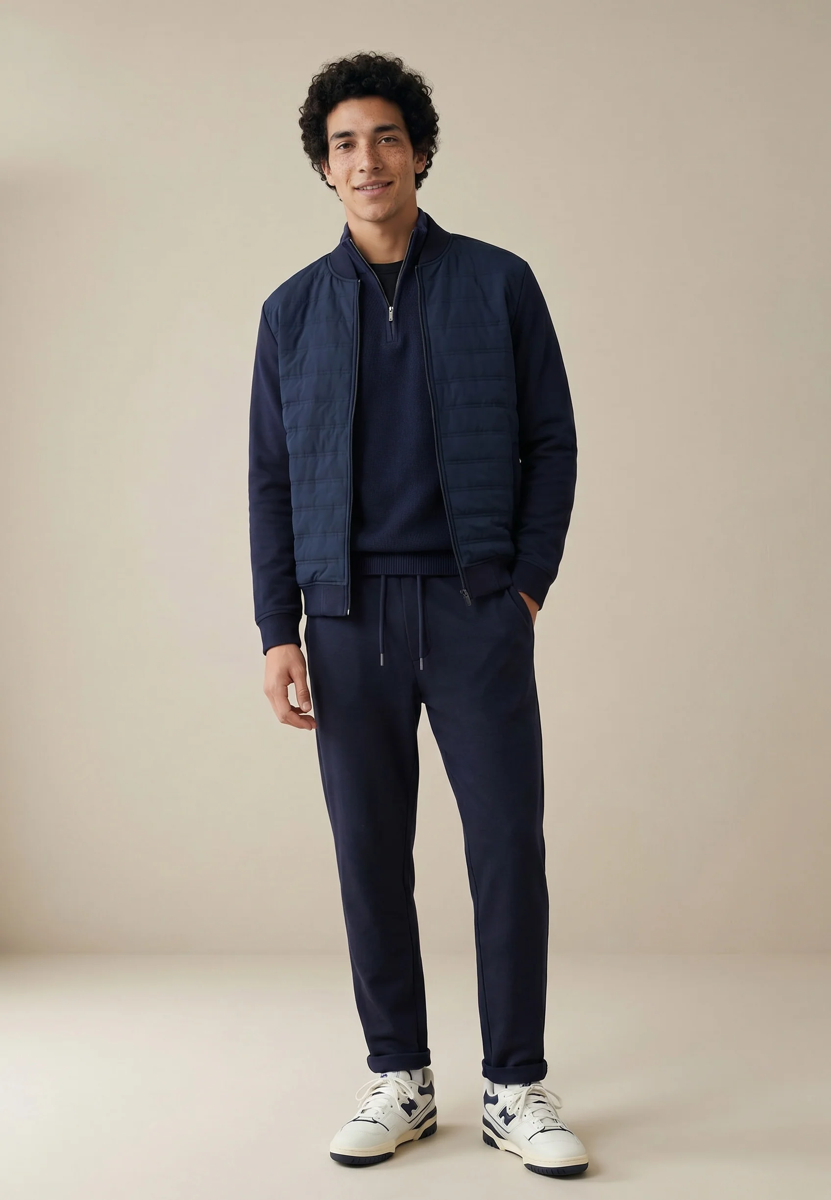 Hybridjacke aus Stretchmaterial mit Steppfront - Image 4