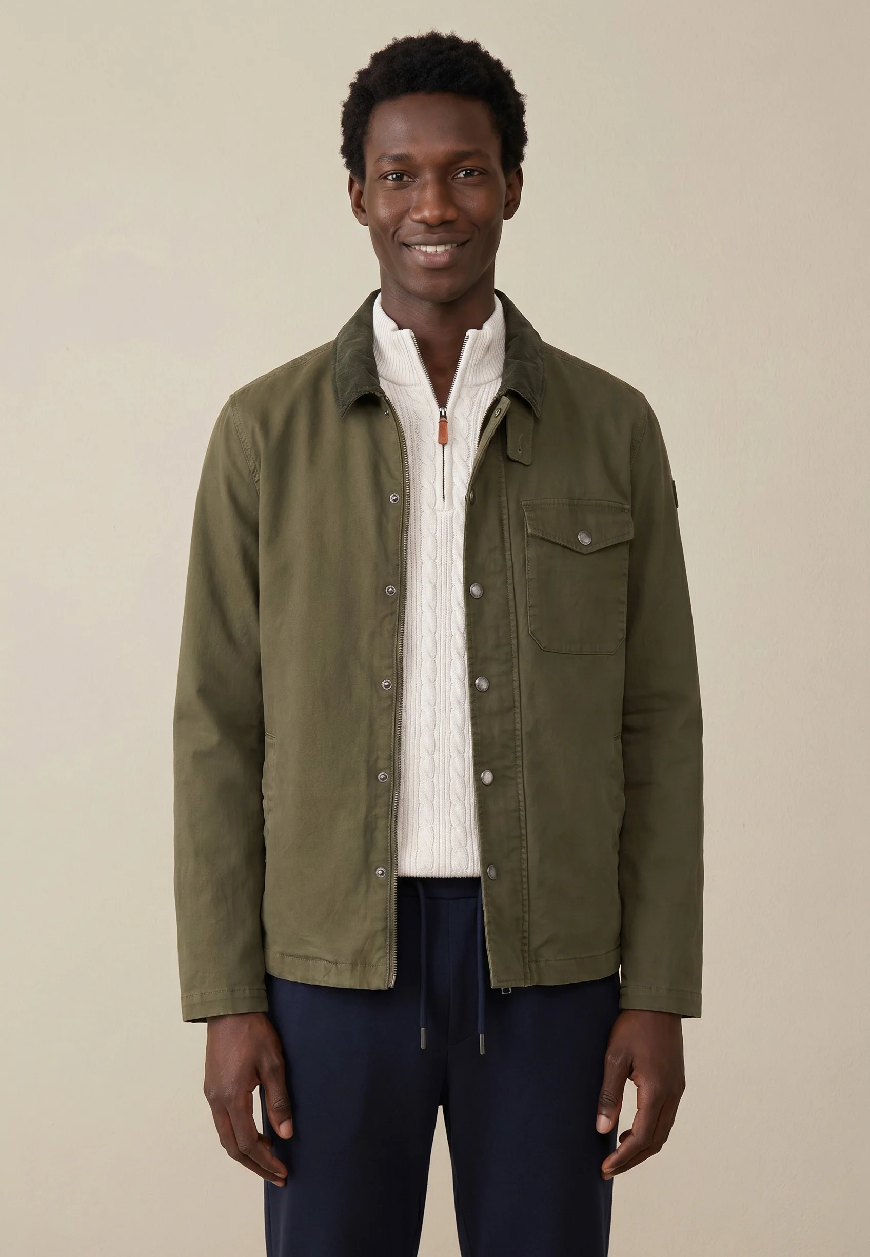 Jacke aus Baumwoll-Stretch in Twill-Qualität im Blouson-Stil