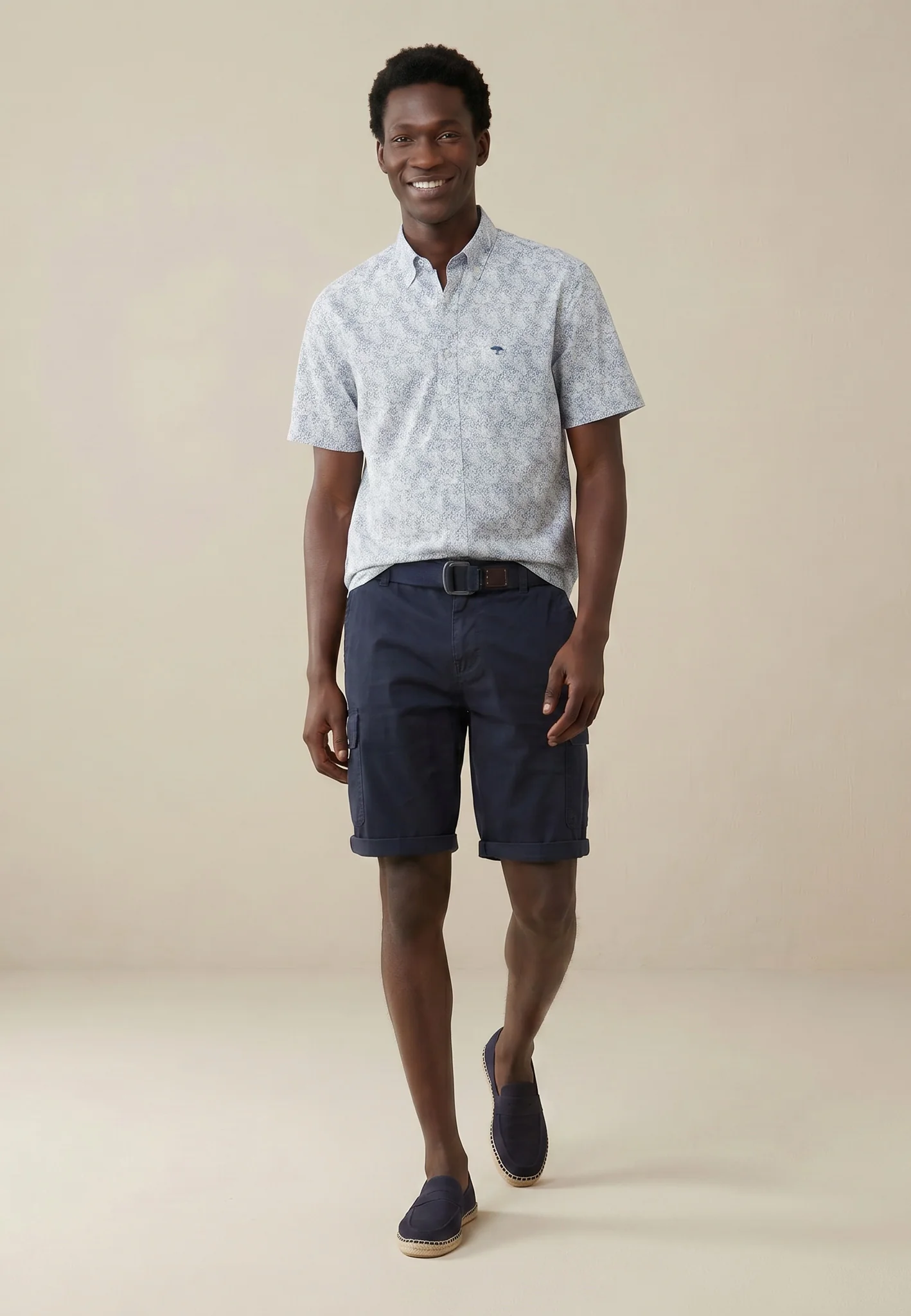 Kurzarmhemd aus Baumwolle mit Allover-Print und Button-Down-Kragen - Image 3