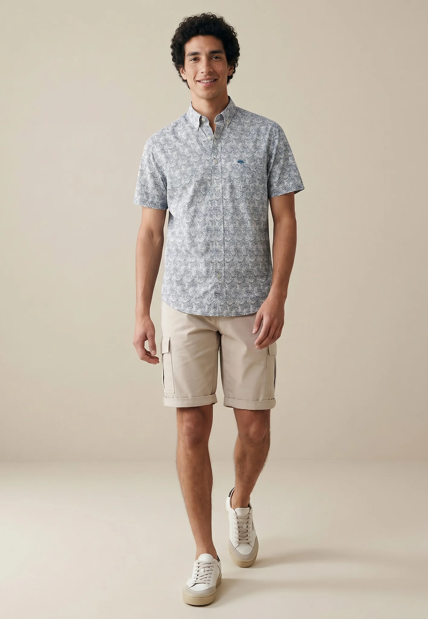 Kurzarmhemd aus Baumwolle mit Allover-Print und Button-Down-Kragen - Image 8