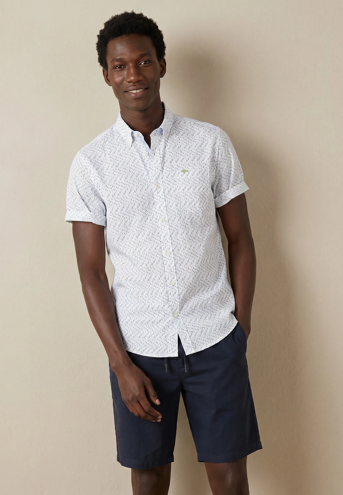 Kurzarmhemd aus Baumwolle mit Allover-Print und Button-Down-Kragen - Image 6
