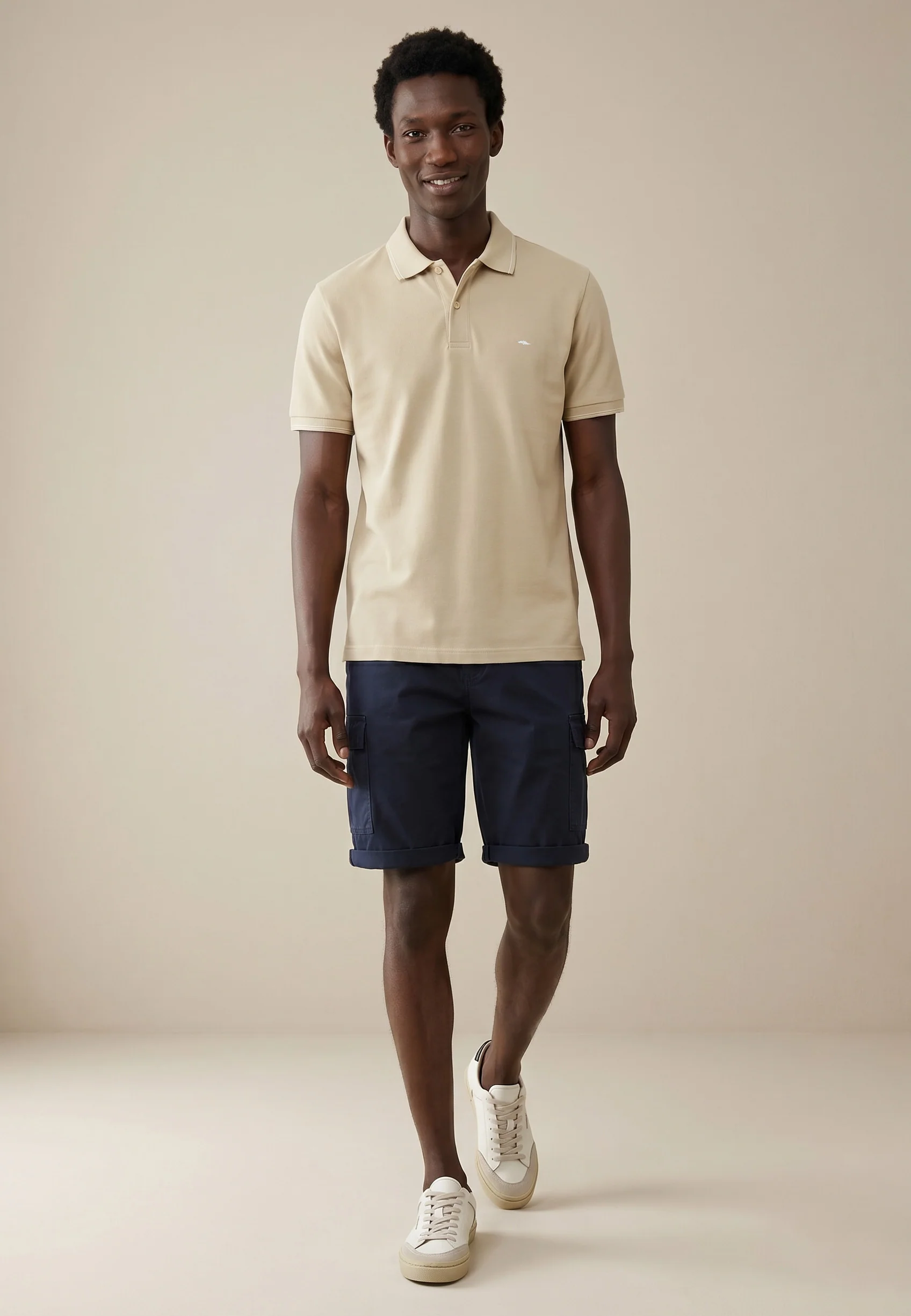 Poloshirt aus Baumwolle mit Knopfleiste und Polokragen - Image 20