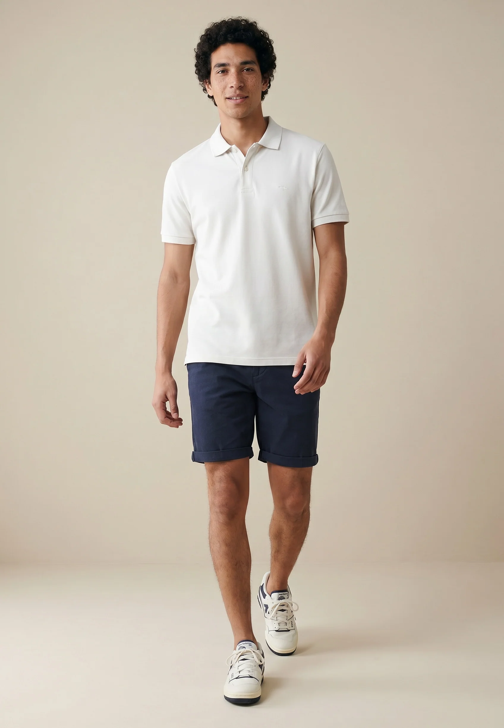 Poloshirt aus Baumwolle mit Knopfleiste und Polokragen - Image 25
