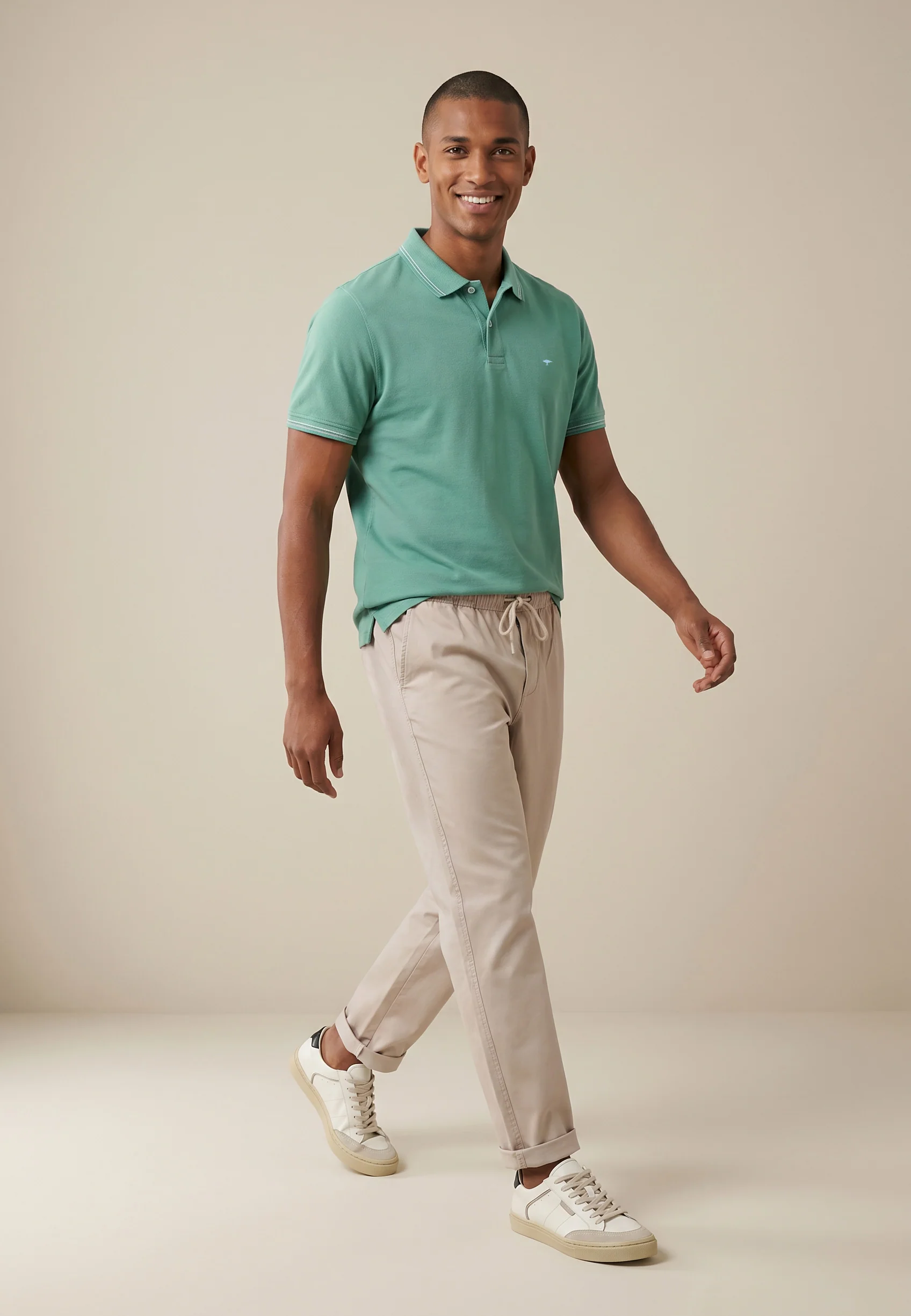 Poloshirt aus Baumwolle mit Kontrastdetails und Polokragen - Image 18