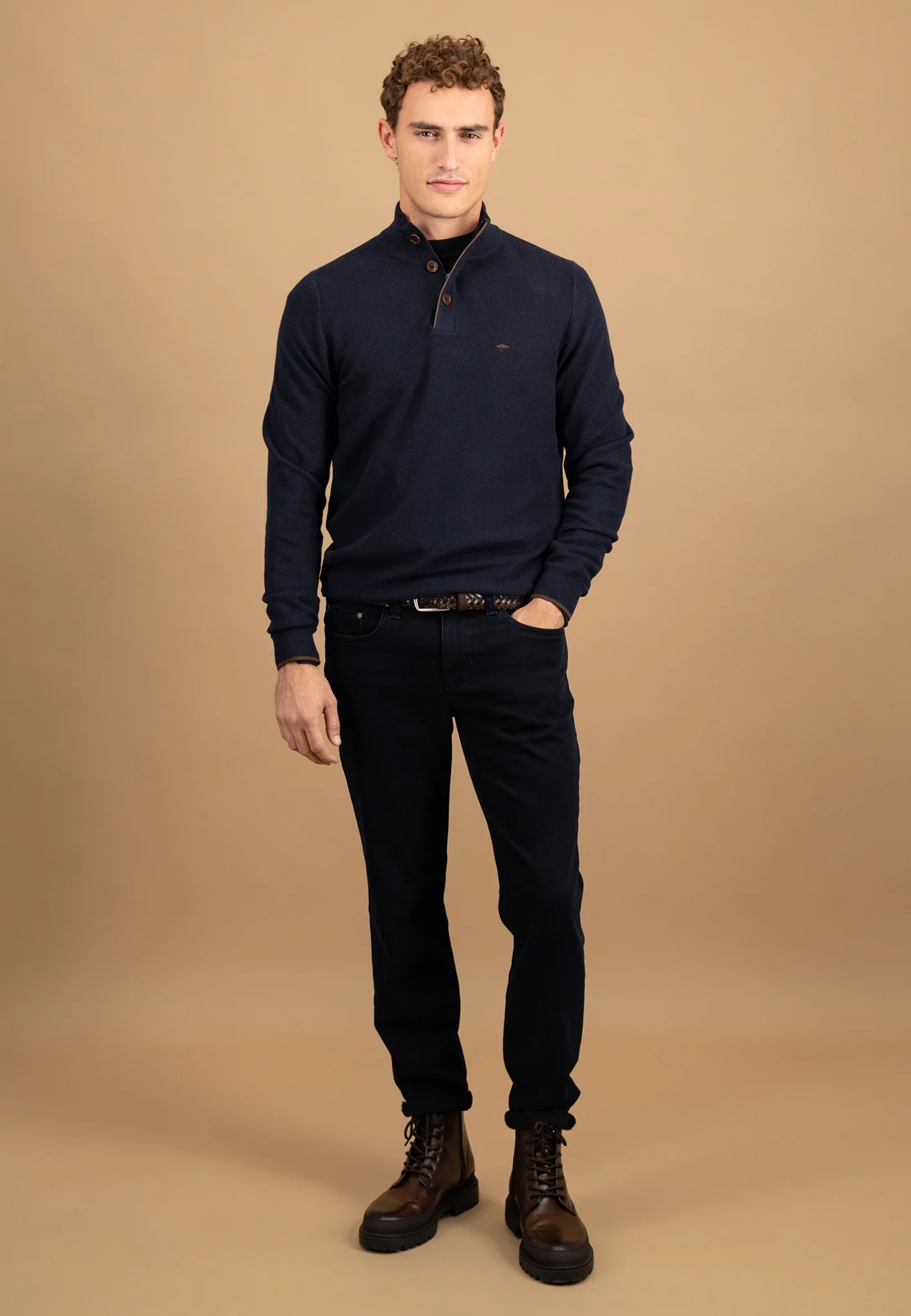 Pullover aus Baumwolle mit Knopfleiste und Stehkragen - Image 2