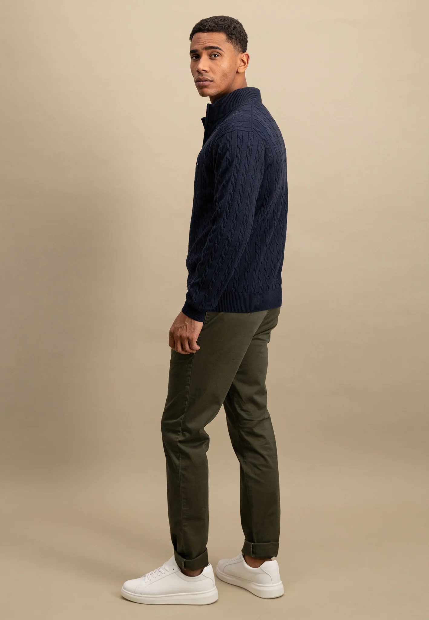 Pullover aus Baumwolle mit Zopfstrickmuster - Image 9