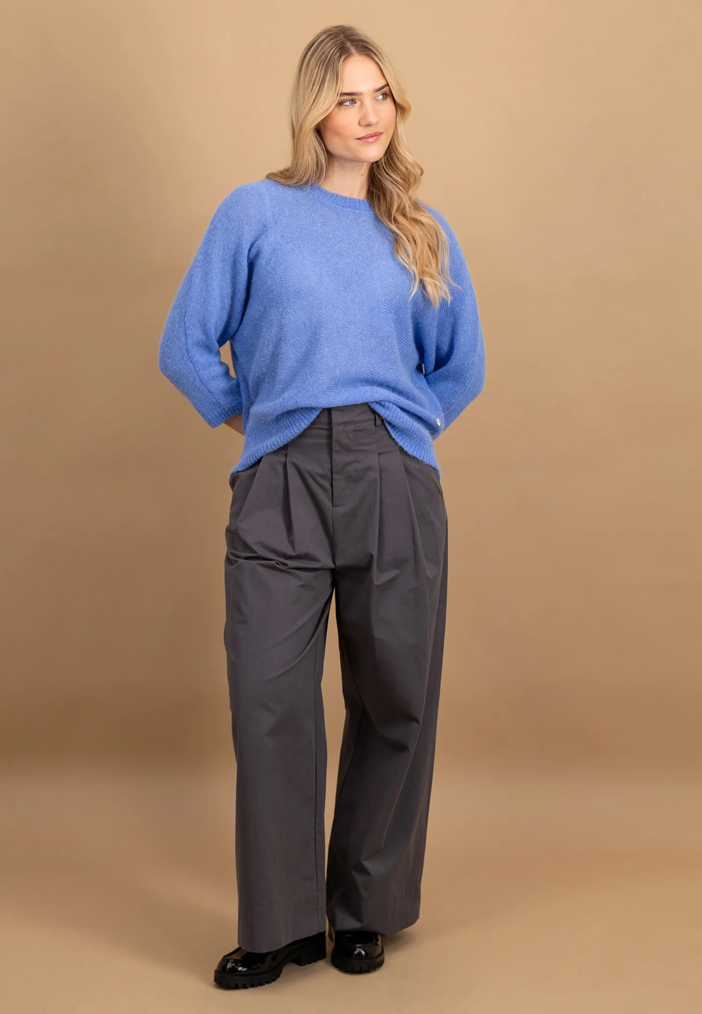 Pullover aus Wollmix mit Rundhalsausschnitt und 3/4-Ärmeln - Image 10