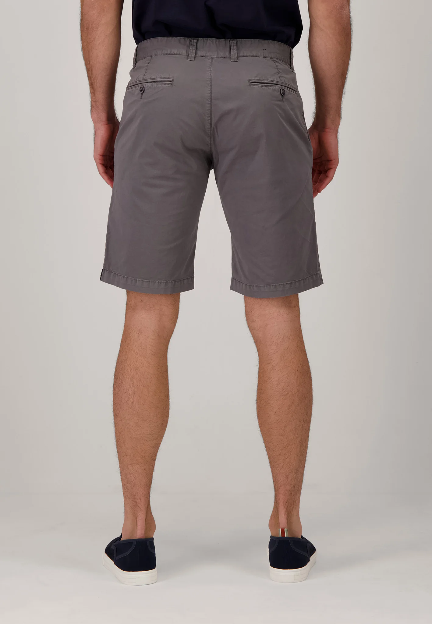 Shorts aus Baumwoll-Mix mit Gürtelschlaufen - Image 6
