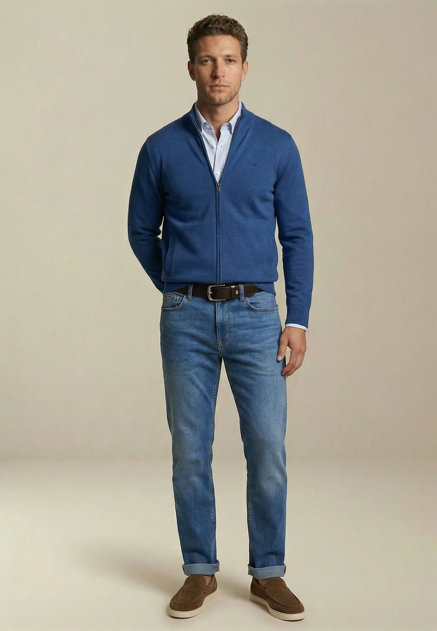 Strickjacke aus reiner Baumwolle mit Reißverschluss und Stehkragen - Image 2