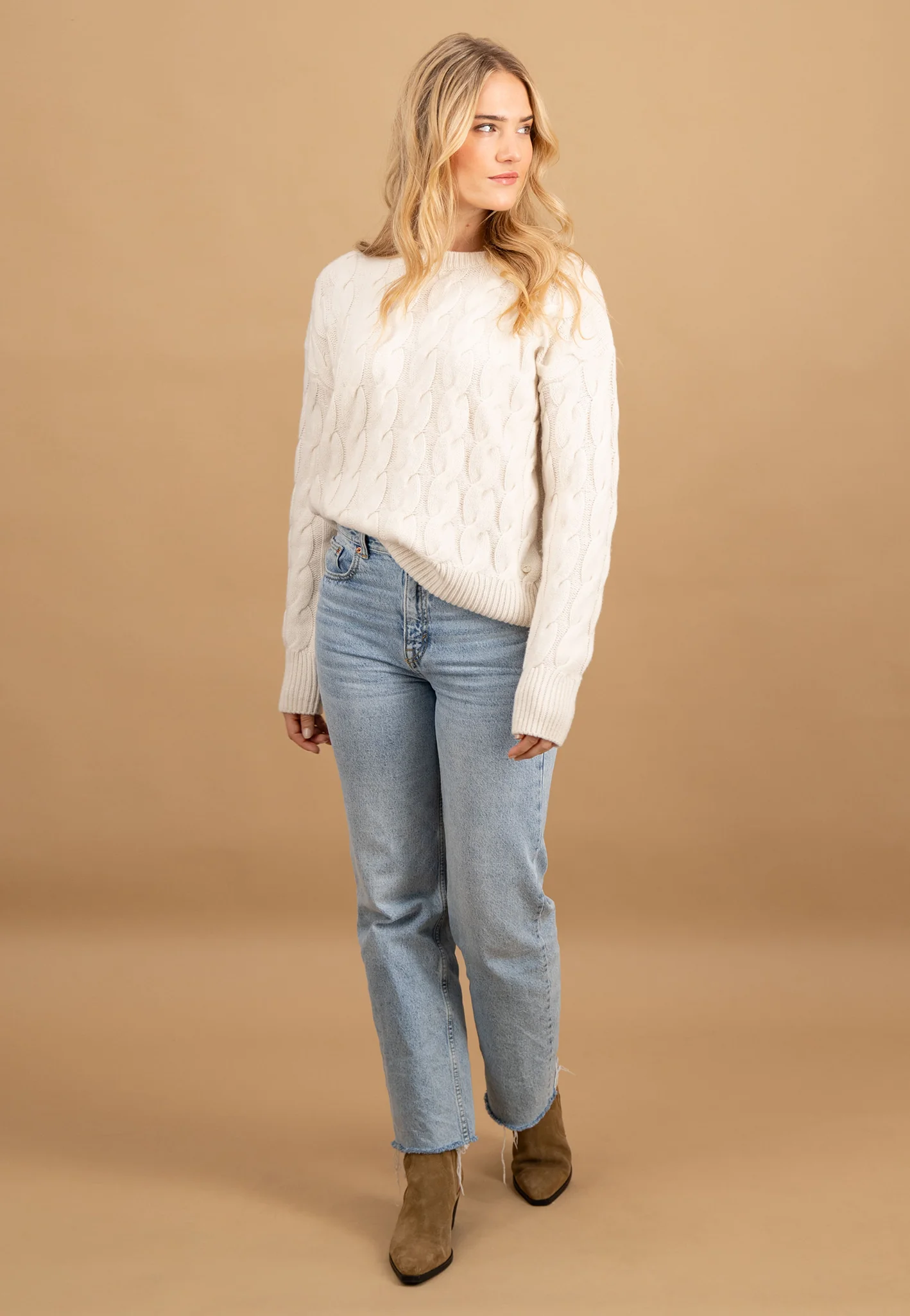 Strickpullover aus reiner Wolle mit Zopfmuster - Image 4