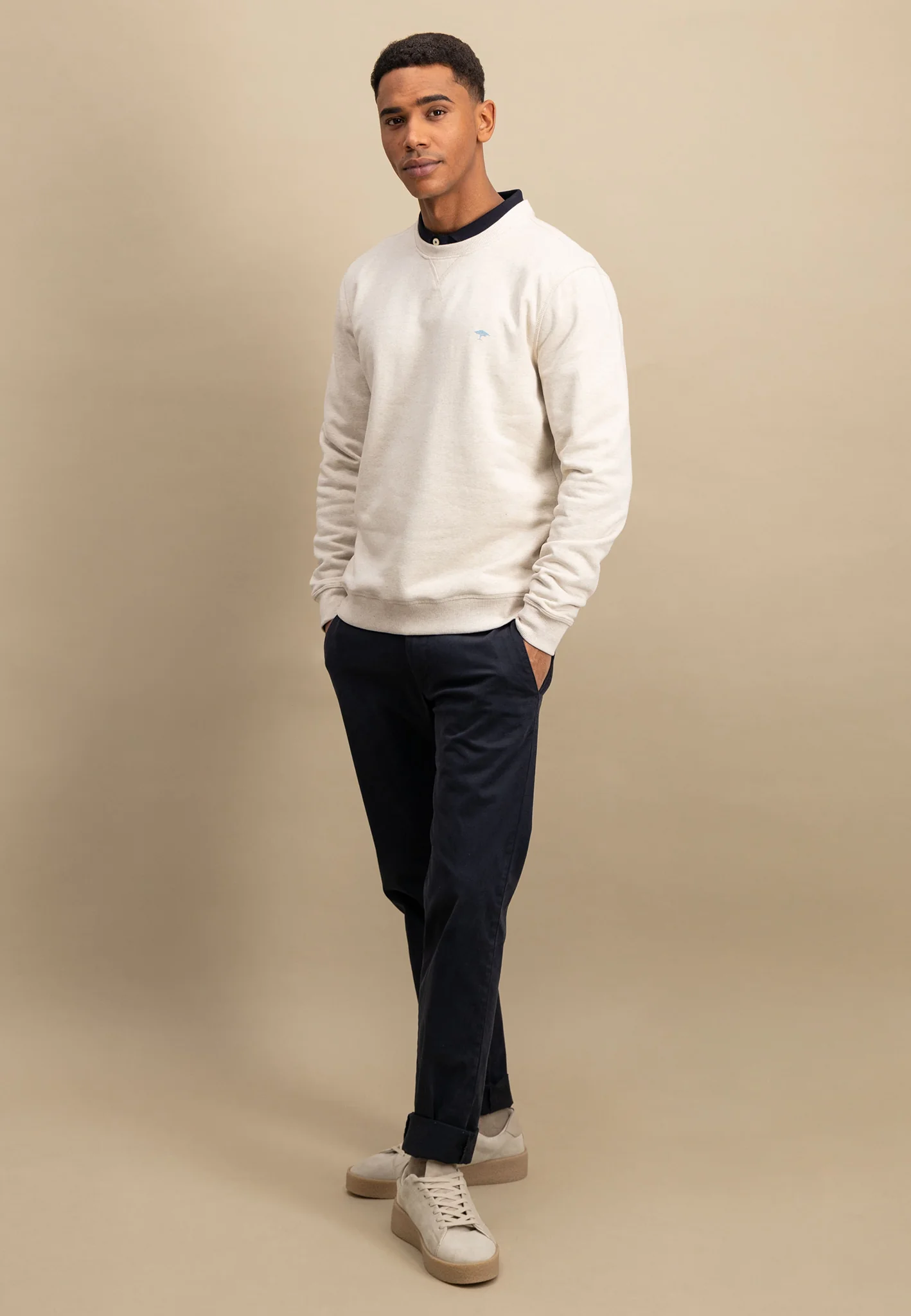 Sweatpullover mit Rundhalsausschnitt und Logodetail - Image 2