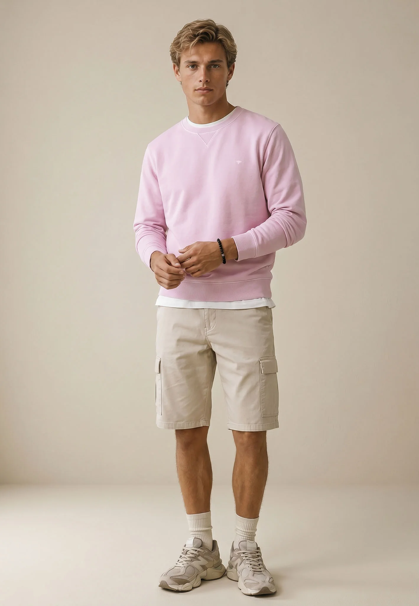 Sweatshirt aus reiner Baumwolle mit V-Einsatz am Kragen - Image 3